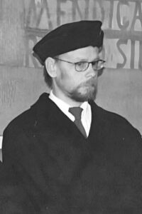 Přečtete si více ze článku Docent Josef Brechler se narodil 2. 5. 1955 v Chebu