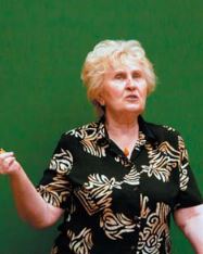 Právě si prohlížíte 27. dubna 2025 by se dožila 85 let doc. RNDr. Jaroslava Kalvová, CSc.,