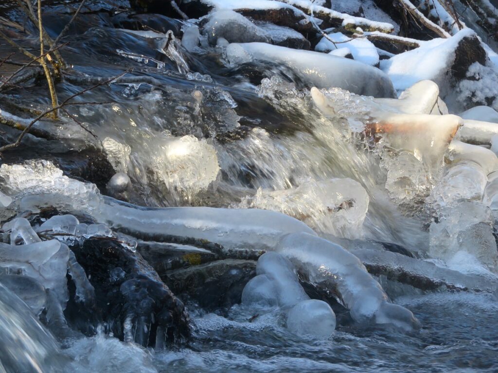 Právě si prohlížíte Nejsilnější listopadový mráz od roku 1999, Rokytská a Jelení -25°C